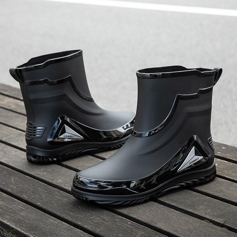 Fashion Locomotive Style Cool Men's Rain Shoes Wear Versatile and Comfortable Outdoor Camping Waterproof Shoes Non-slip Rubber Shoes