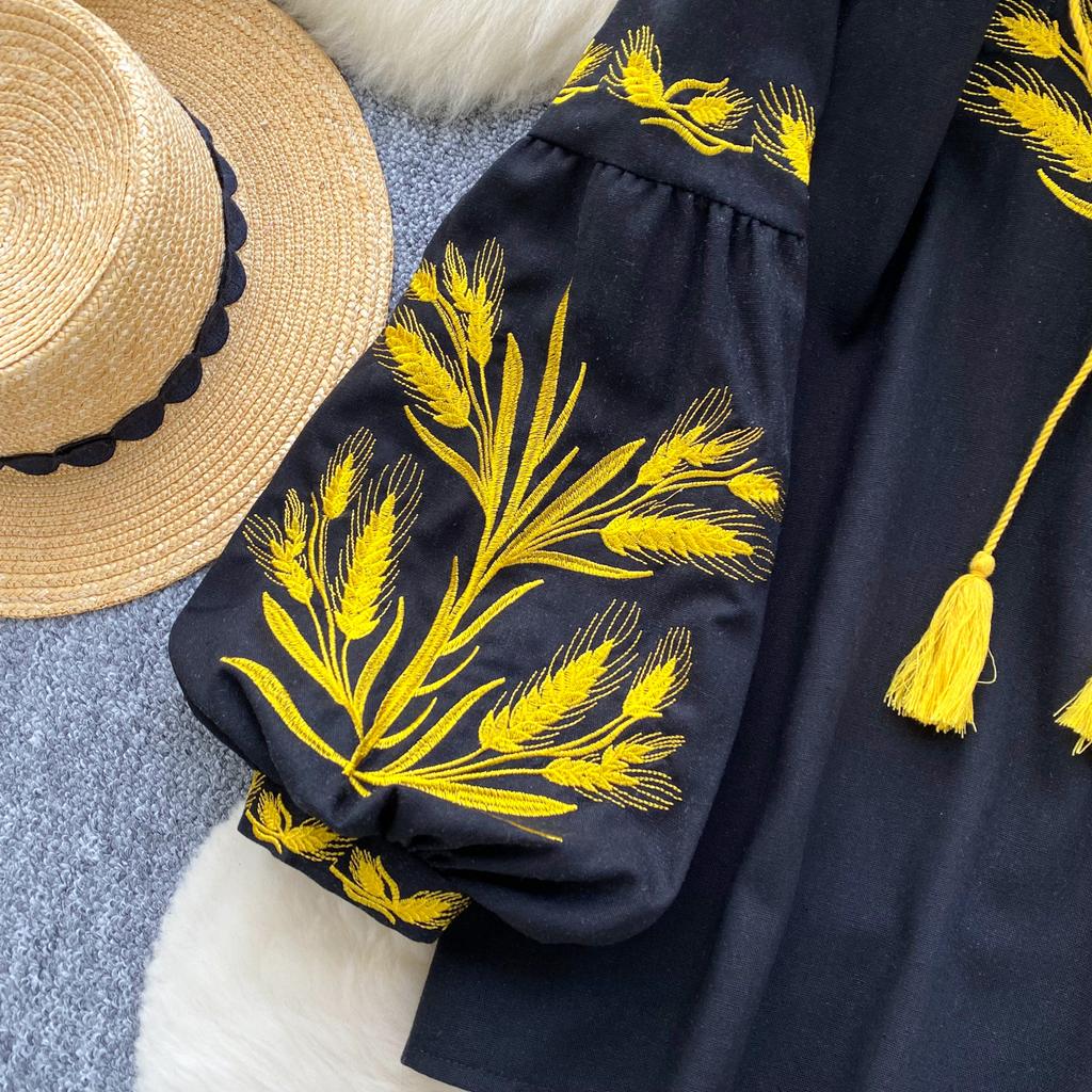 Fashion Blouse for Women Lantern Sleeve Loose Bandage Shirts Vintage Embroidery Spring Blouses Tops