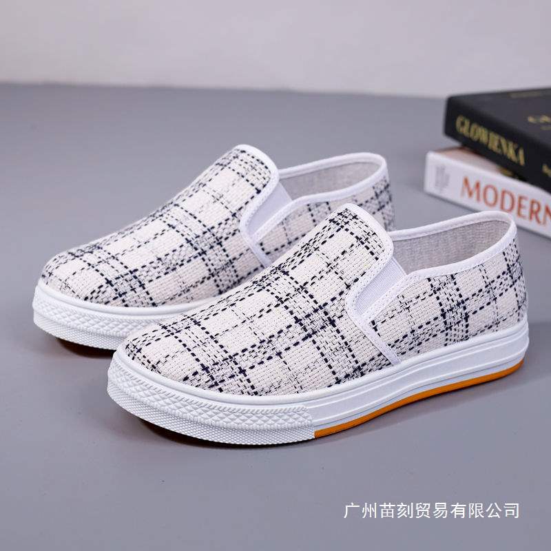 Fashion canvas shoes breathable deodorant low-top flat shoes cover feet non-slip cloth shoes