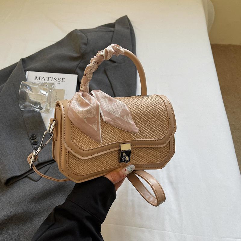 Versatile woven bag women's new spring and summer fashion niche shoulder messenger bag portable small square bag