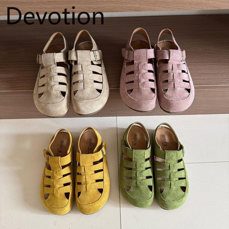 New Soft Leather Shoes for Women, Versatile and Retro Sandals Devotion