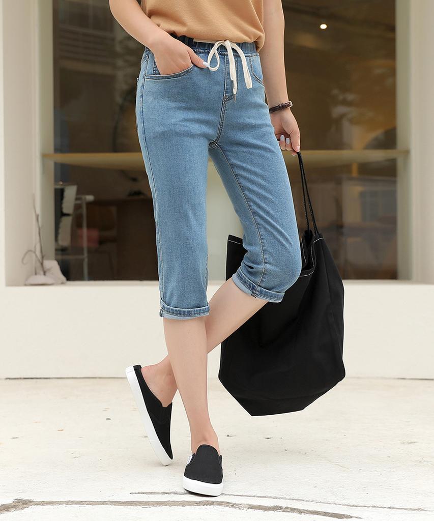 Ppaeppae Rolled-Up All-Elastic Drawstring 3/4 Length Denim Pants