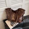 Large-capacity bag women's new shoulder big bag popular niche portable college students class commuting tote bag