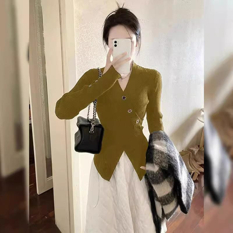 Women's Chic Cross V-Neck Knitted Slimming Top for Winter 2025