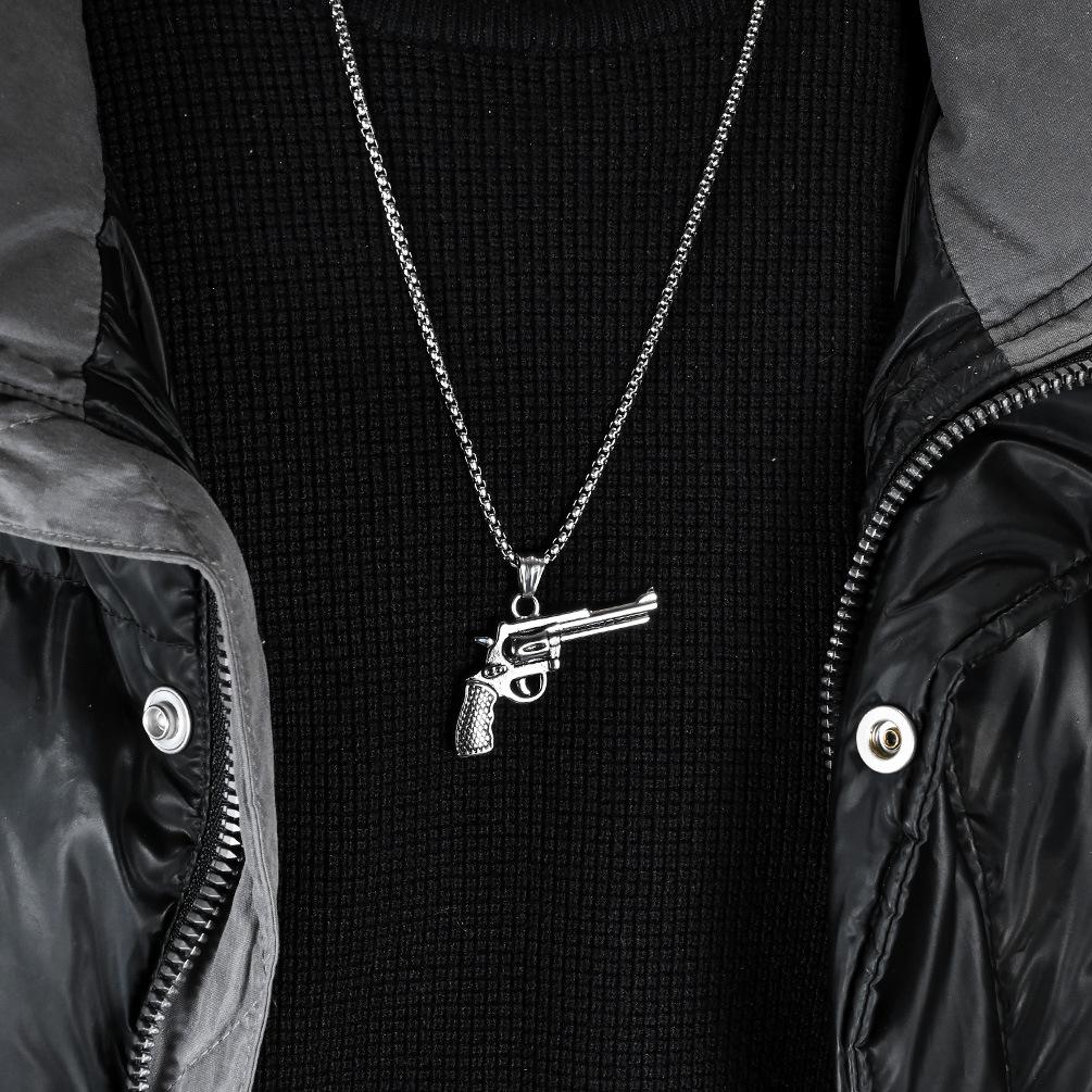European and American Hip Hop Titanium Steel Revolver Necklace Niche Personality Mens Fashion Outfit Matching