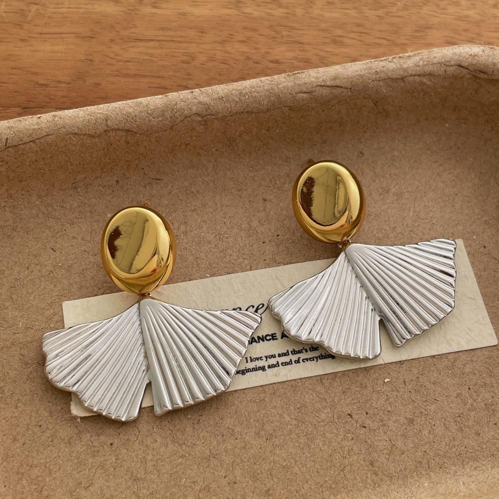 

Temperament Double Color Metallic Folium Ginkgo Leaf Long Dangle Earrings for Women Copper Alloy Statement Daily Jewelry
