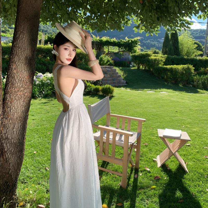 New lace cross waist halter dress women's pure desire style white embroidered suspender seaside vacation style dress