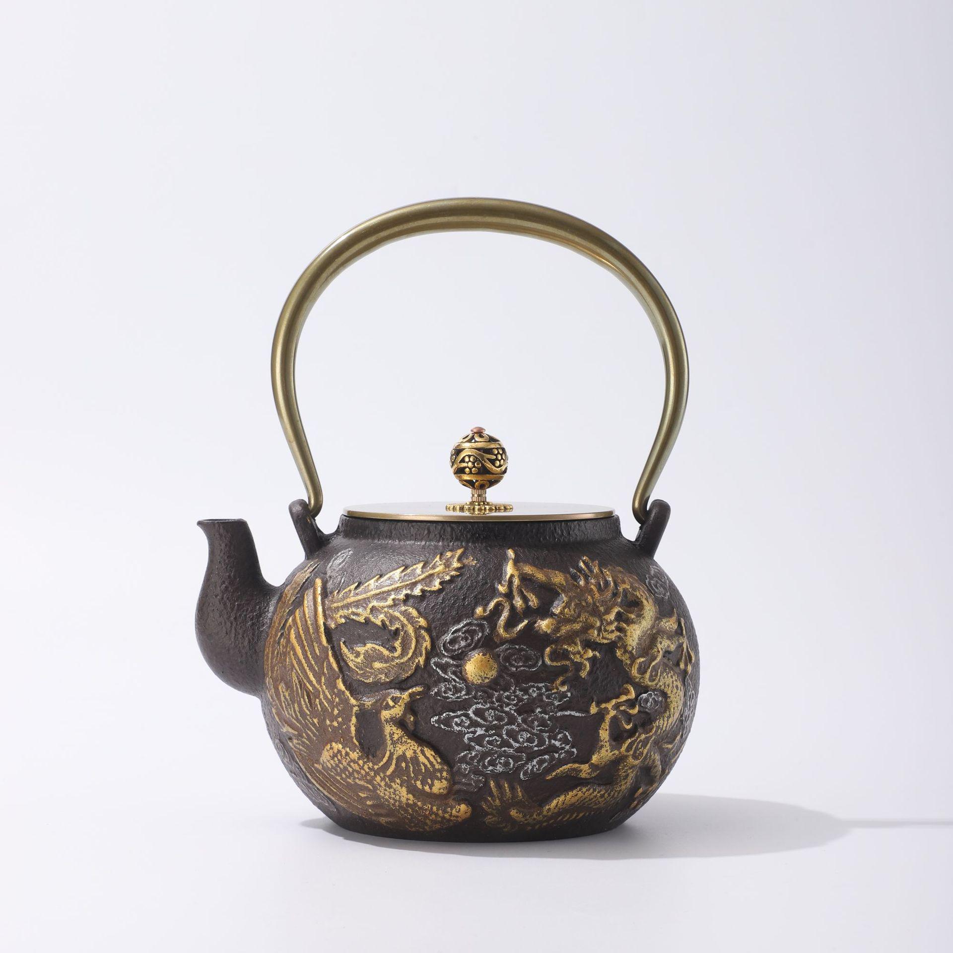 

Retro Cast Iron Teapot - Craft Tea Set for Home Brewing Golden Dragon
