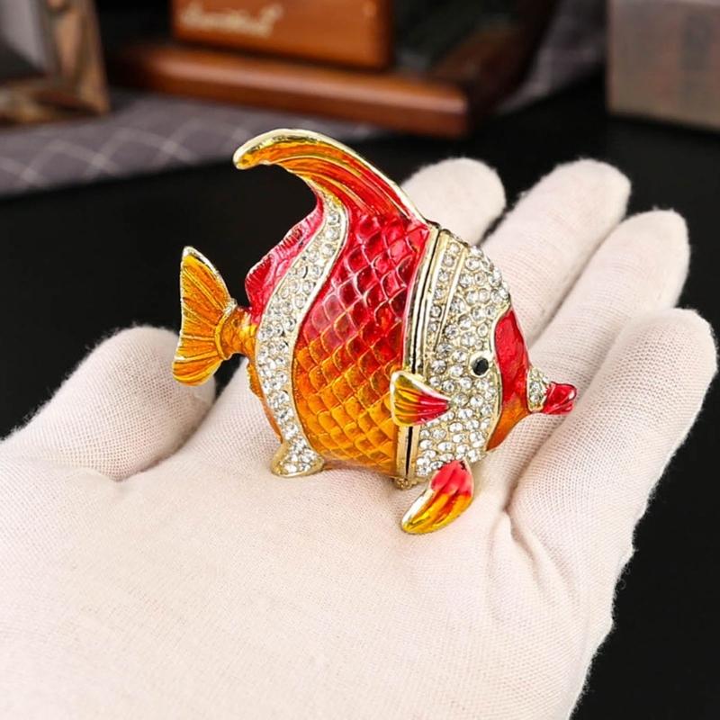 Sturdy Alloy Jewelry Box With Magnetic Closure And Fish Pattern For Travel Storage
