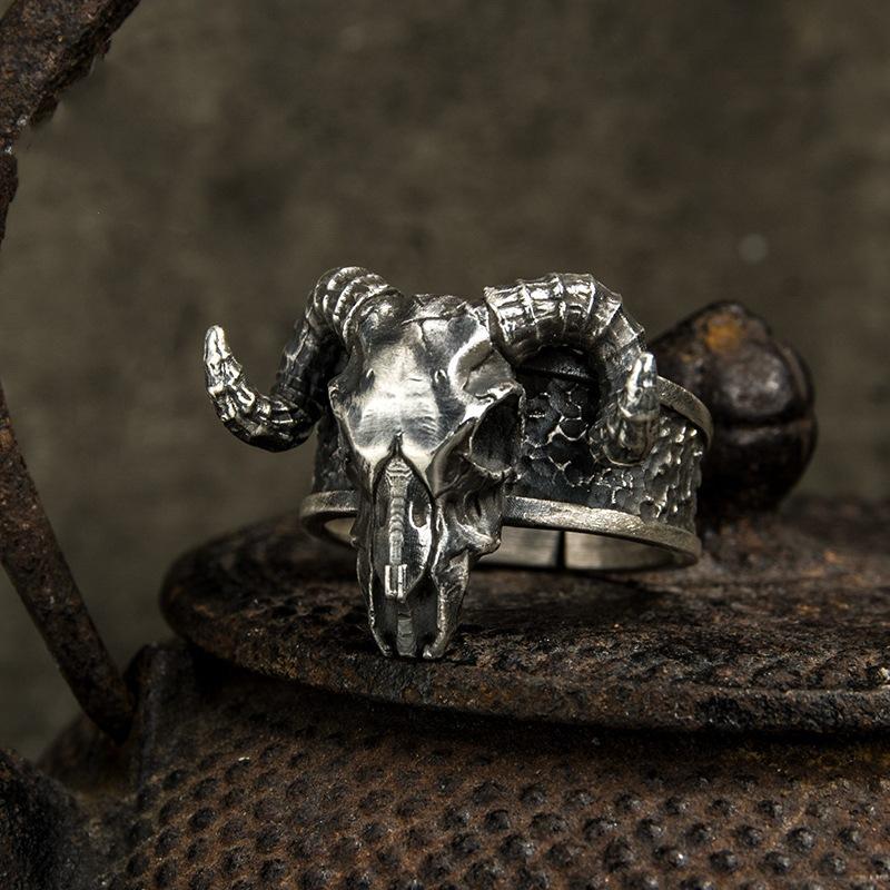 Retro Black Goat Open Ring, Gram Style Dark Devil, Satan, Niche, Exaggerated Personality, Men's Ring Accessory