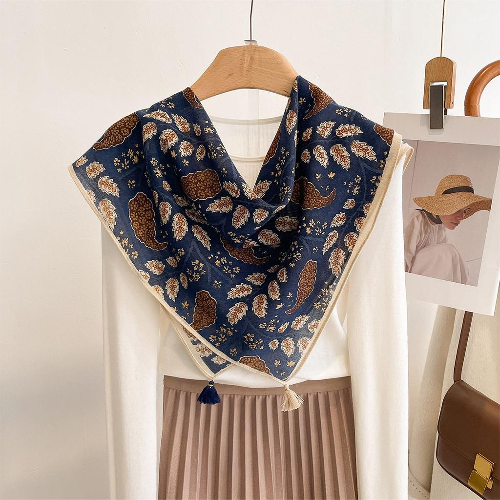 Spring and Summer New Retro Style Printed Square Scarf Women's Versatile Fashion Outer Travel Shawl Neck Scarf