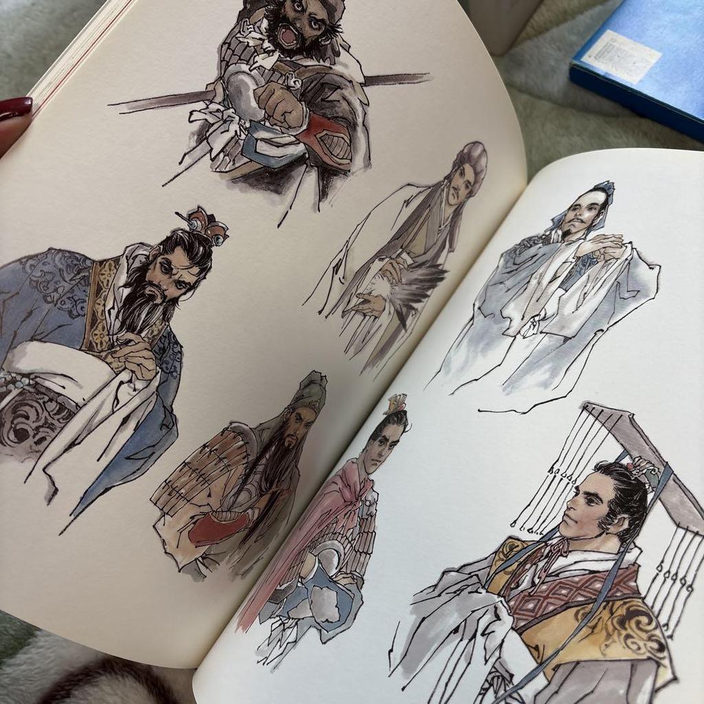 [USED] Artistic Interest: A Collection of Sumeragi Natsuki's Works