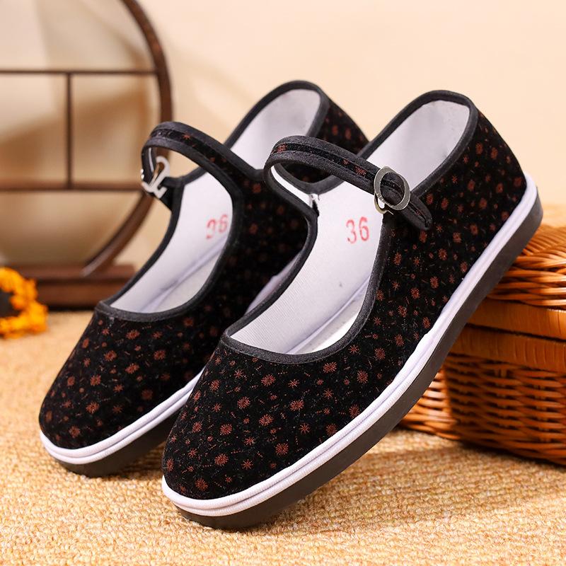 Alte Pekinger Stoffschuhe Damen verdickte genähte Schuhe niedrig geschnitten Lasagne-Sohlen Baumwollstoff flachmündig flacher Boden Gummisohle Mutter Stoffschuhe