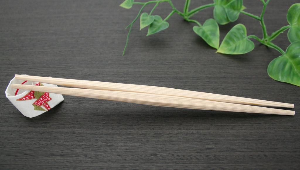 Yoshii Shoji Made in Japan Yoshino Cedar Ranchu Luxury Disposable Chopsticks 26cm 100 servings Kaiseki Restaurant Poly-filled YOS-022
