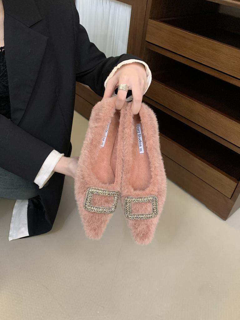 Autumn and winter new pointed gentle rhinestone velvet warm Doudou cotton shoes fashionable soft-soled single shoes