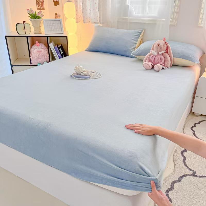 Pure Color Milk Velvet Winter Bedspread - Plush, Thick, Single Bed Sheet
