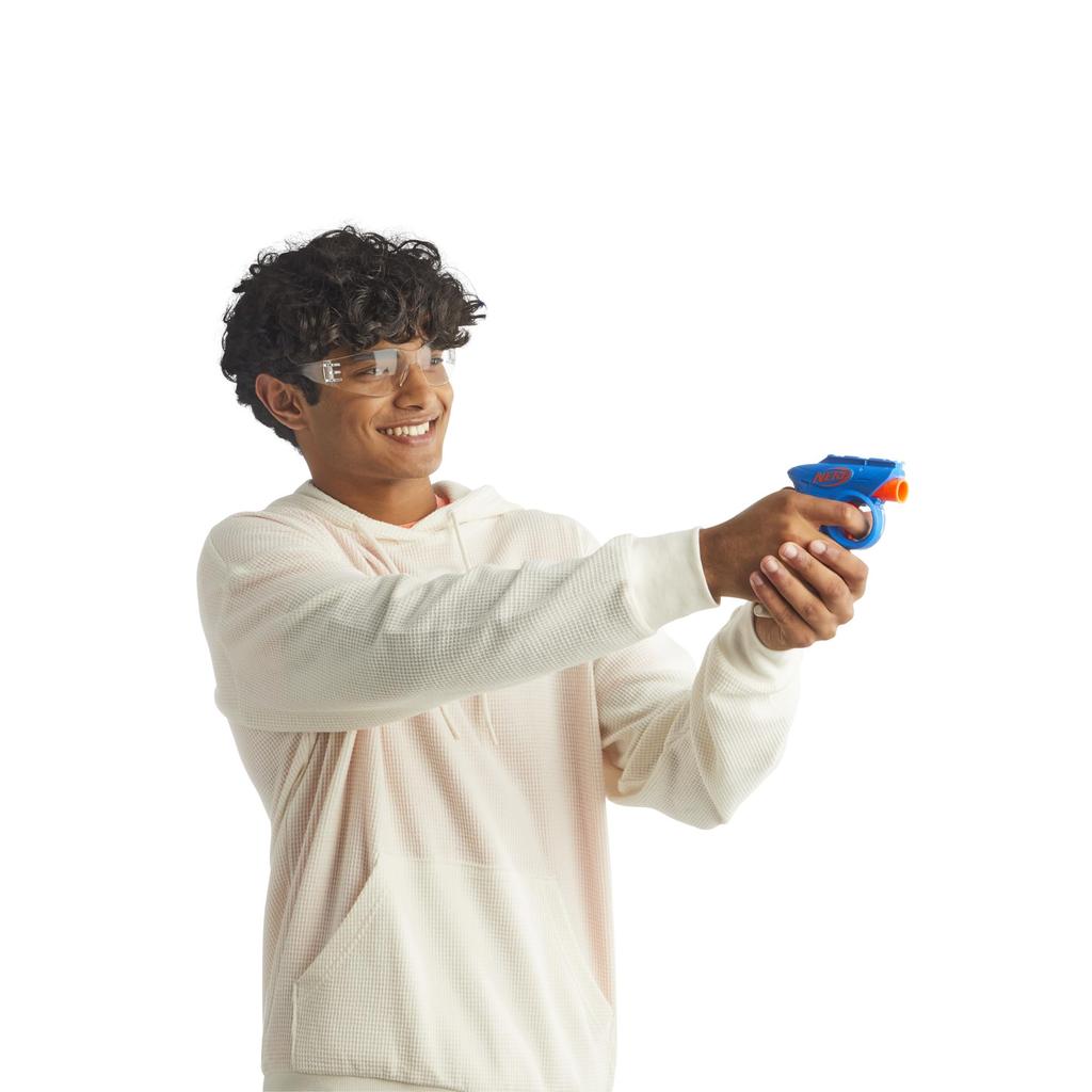 Nerf N Series Flex Party Pack, enthält 5 N Series Blaster und 15 N1 Darts. Perfekt für Innen- und Außenaufnahmen, dieses authentische Weihnachtsspielzeug ist