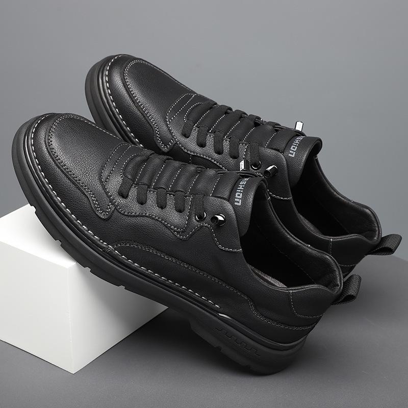

New trendy men s shoes spring and autumn board shoes casual shoes men s leather shoes breathable sports shoes men s versatile 44 чорний
