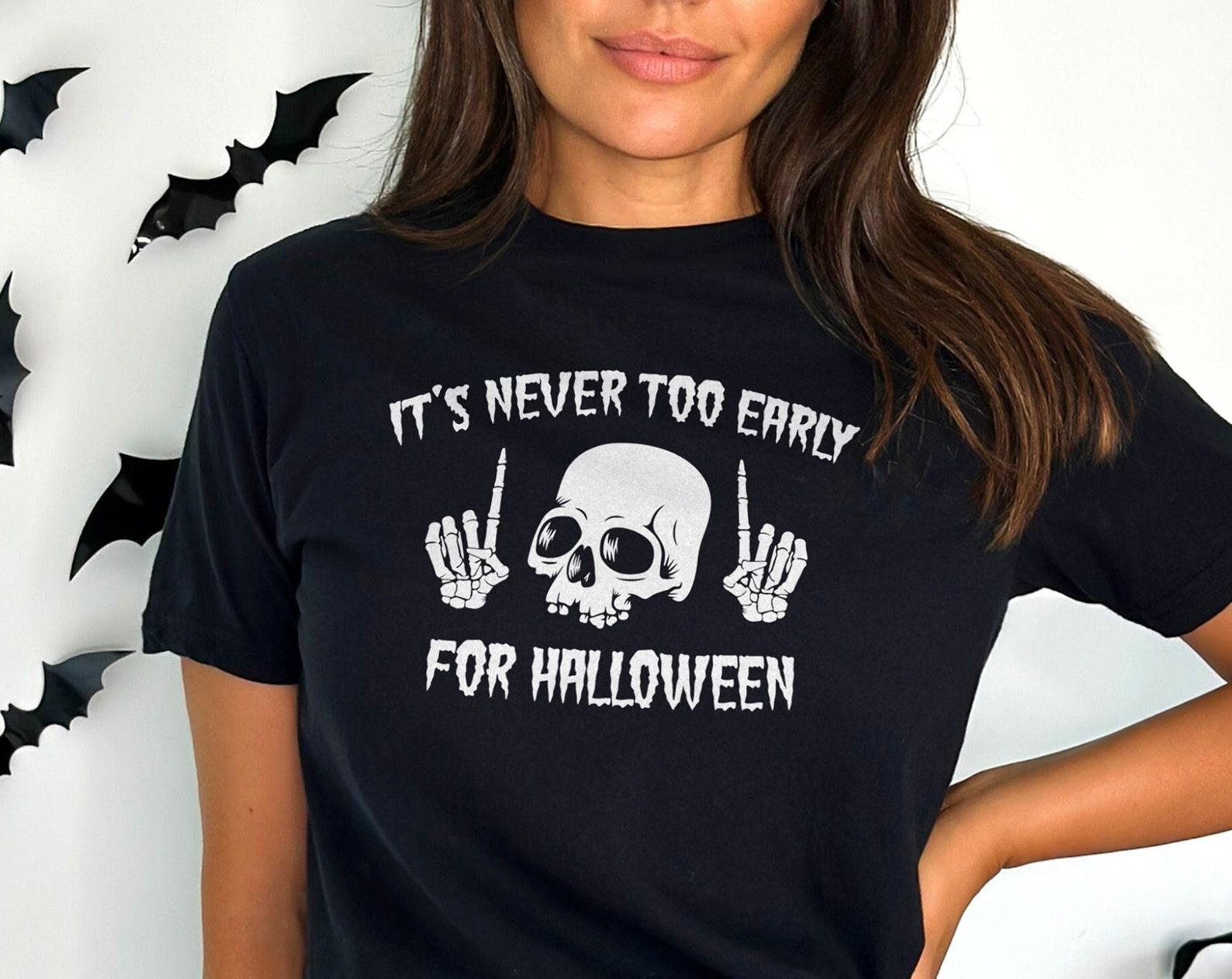Gothic Skull T-Shirt: Halloween Graphic, Cotton, Spooky Style M