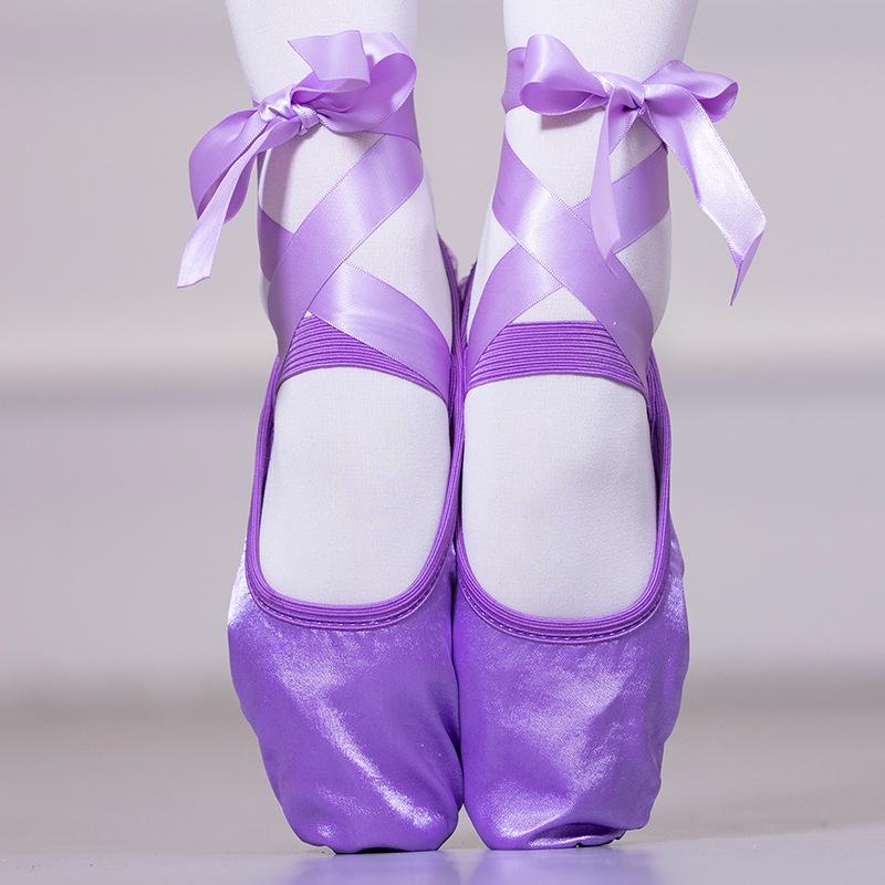 

Red Satin Ballet & Gymnastics Soft Sole Dance Shoes for Adults - Plus Size 37 фиолетовый