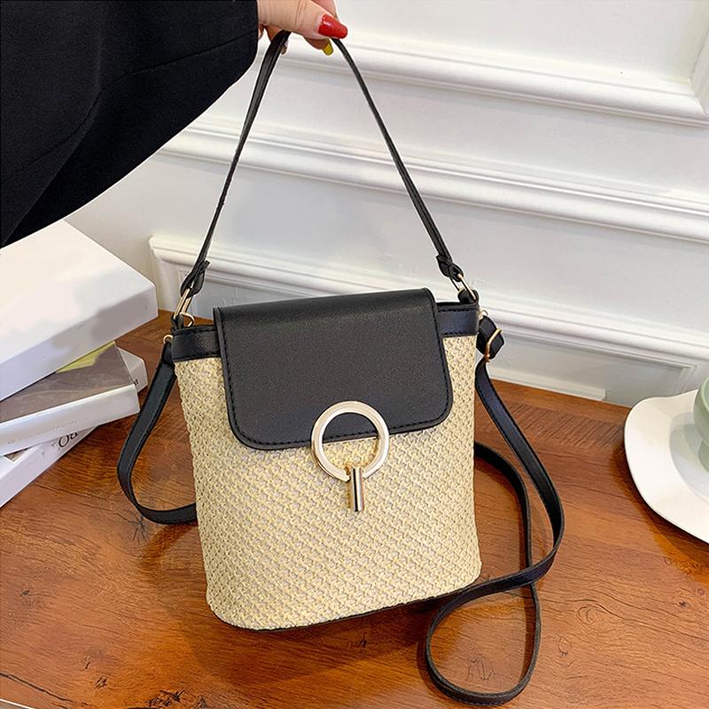 Malá slaměná taška kbelík pro ženy letní crossbody tašky ratanová plážová dámská cestovní kabelka a taška přes rameno