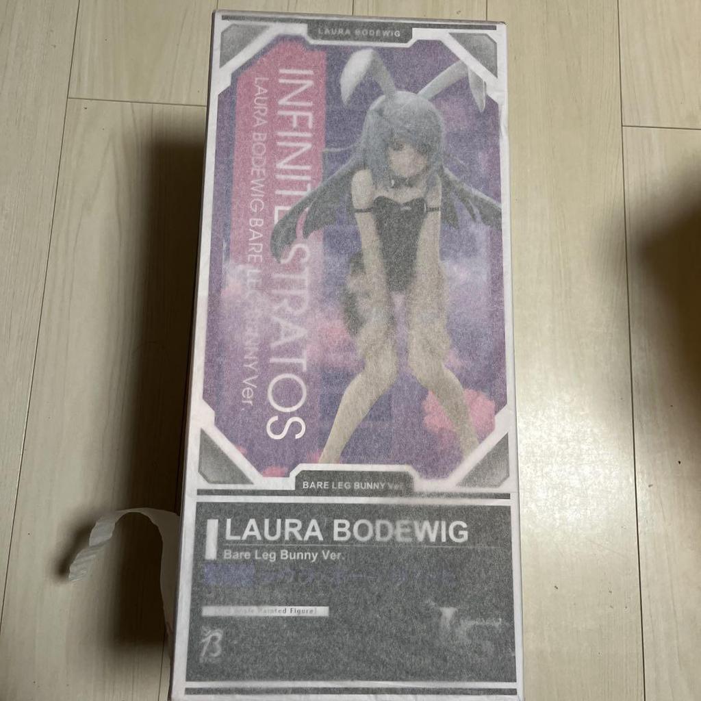 [USED] IS Laura Bodewig Bare Leg Bunny Ver. 1/4