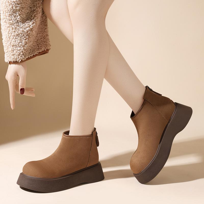 Fashion Matte Soft Leather Short Boots Women's Autumn and Winter New Naked Boots Versatile Fashion Thick-soled Martin Short Boots