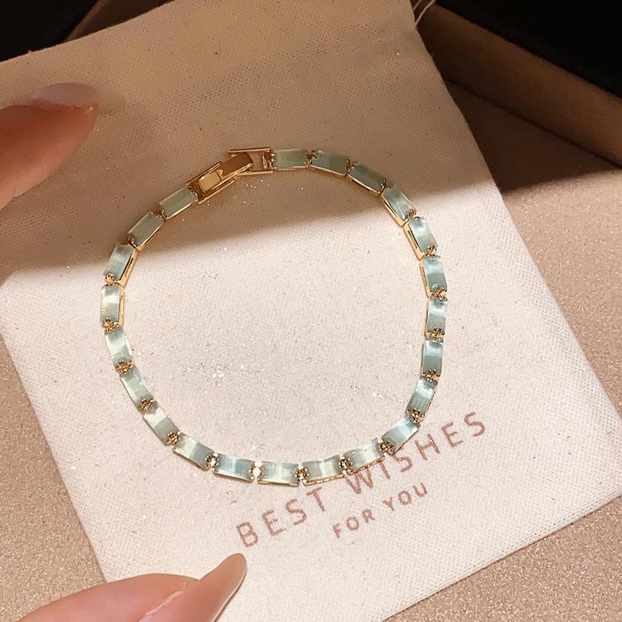 Sea Crystal Zirconia Water Drop Bracelet: Light Luxury Cool Style Jewelry for Women