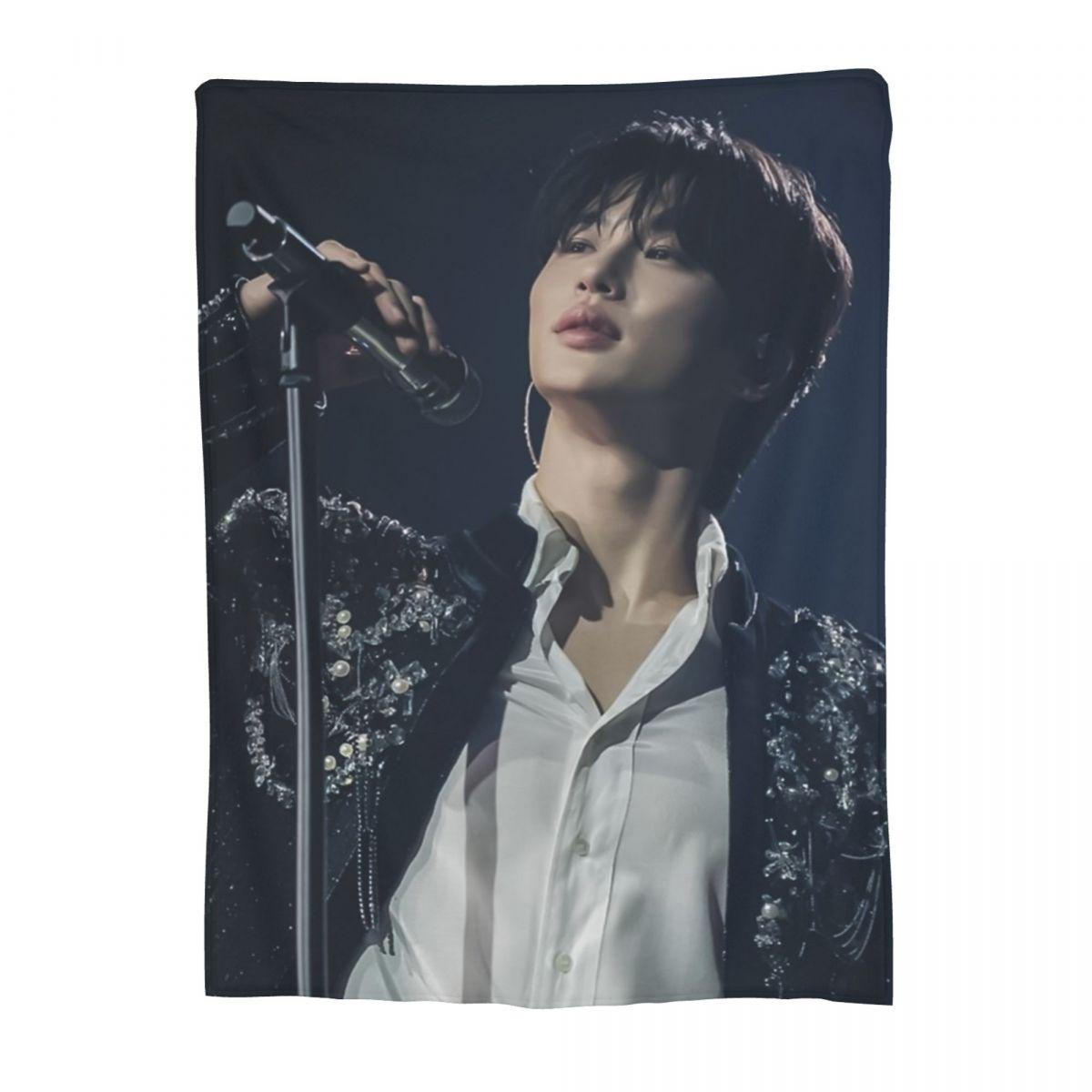 

Lovely Runner Byeon Woo Seok Blankets Lightweight Thin Coral Fleece Plush Comfortable Gift Throw Blanket Bedspread 75x90cm