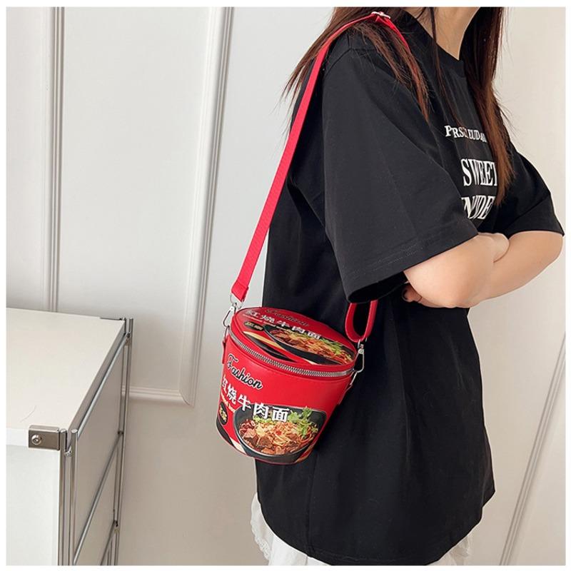 

Fashion braised beef noodles women s bag new personalized versatile instant noodle bucket shoulder bag messenger bag красный