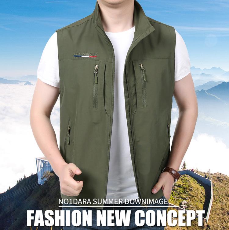 Men's Quick-Dry Multi-Pocket Waistcoat for Spring to Autumn