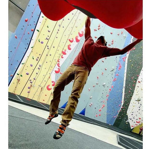 JeansTrack Брюки Garbi