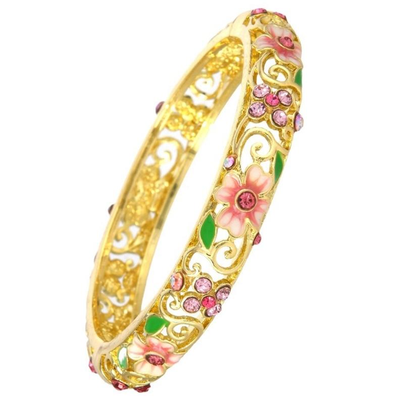 Artistic Ethnic Enamel Four Leaf Clovers Alloy Bracelet Featuring Drip Oil Craftsmanship Symbolizing Luck Love and Hope