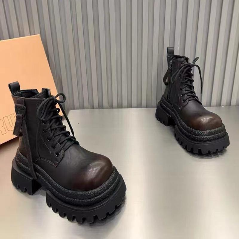 Ankle Boots for Women Flats Platform Designer Sport Shoes 2025 Winter Fashion Chelsea Boots New Walking Motorcycle Ladies Boots