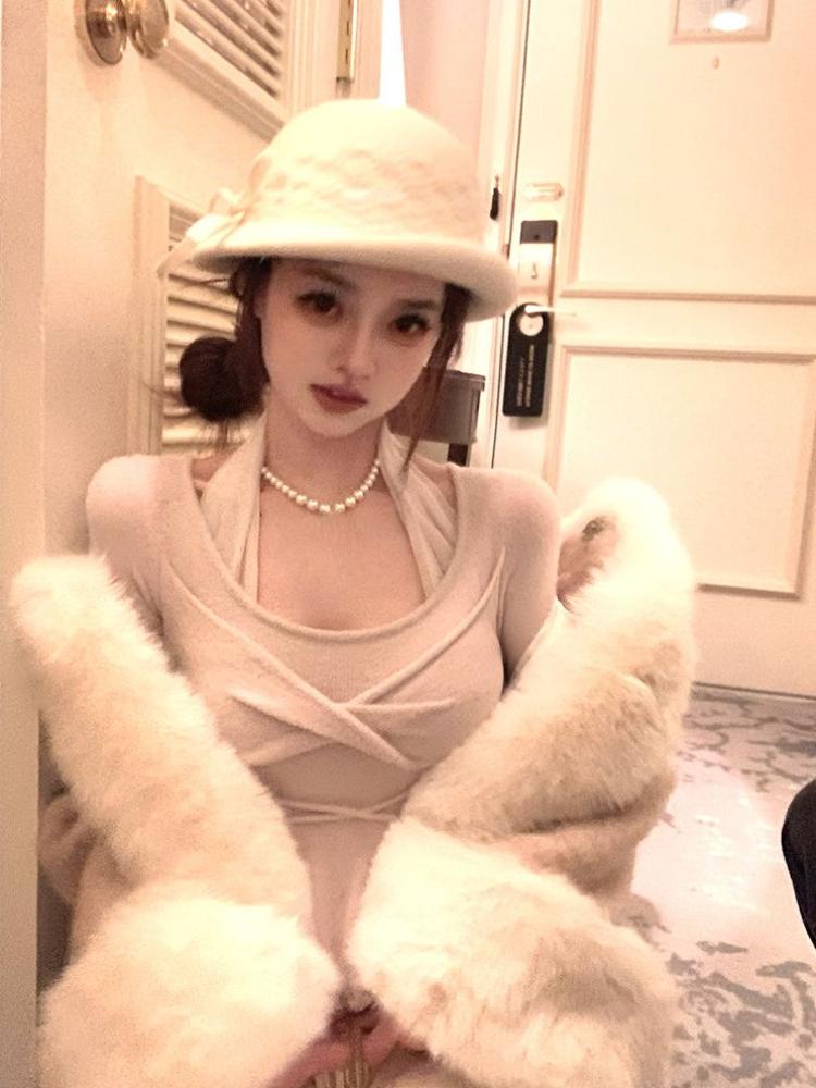 Janpanese Kawaii słodki 2-częściowy zestaw kobieta głęboki dekolt krzyżowe bluzki z dzianiny Mini spódniczka z ciastem kobieta koreański Fashion Design garnitur casual 2024 nowość