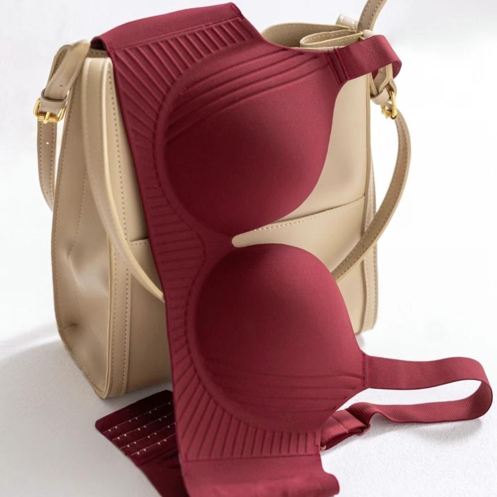 Large-sized Adjustable Bra for Women Anti-sagging and Seamless Lingerie Thin Bra for Women Push Up Bra