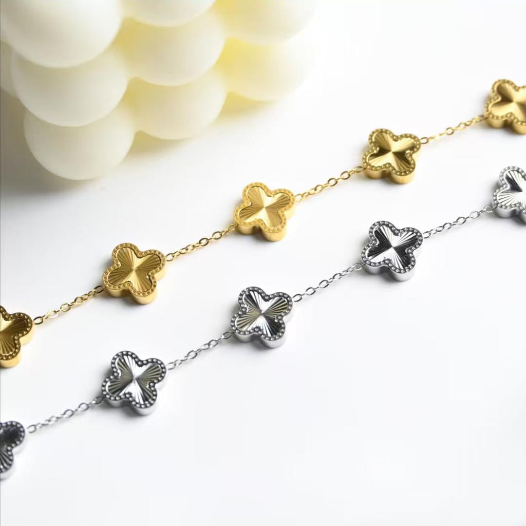 18K Gold-plated Lucky Clover Bracelet for Women