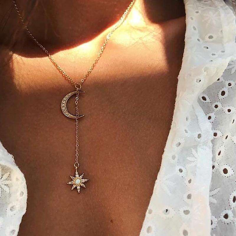 Alloy Fashionable Retro Necklace For Women Geometric Design Multilayer Chain Rhinestone