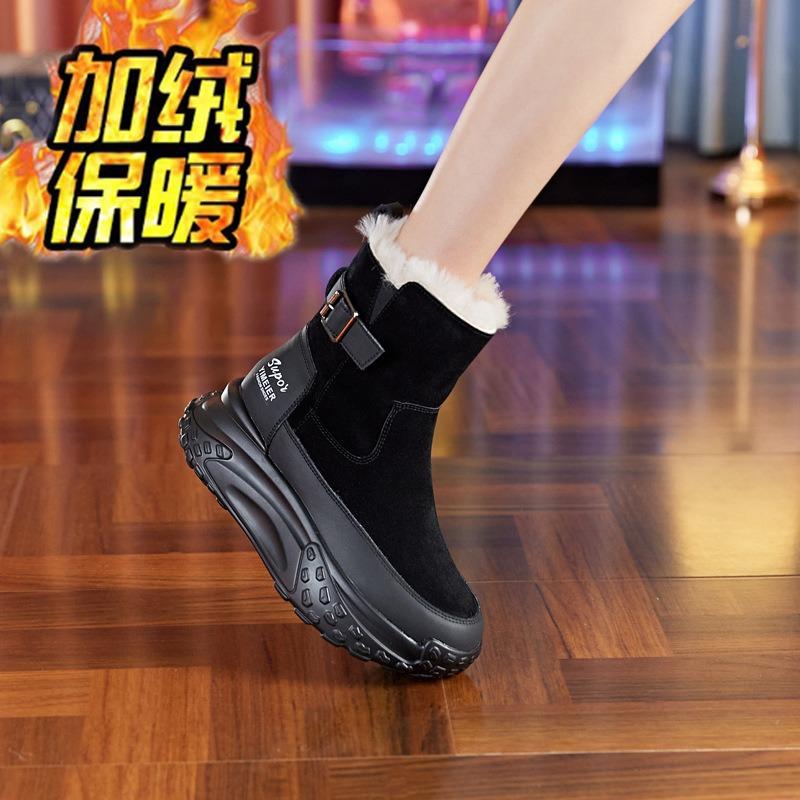 Leather snow boots women's short boots with velvet winter warm cotton shoes, the new Martin thick sole increases the delivery tide