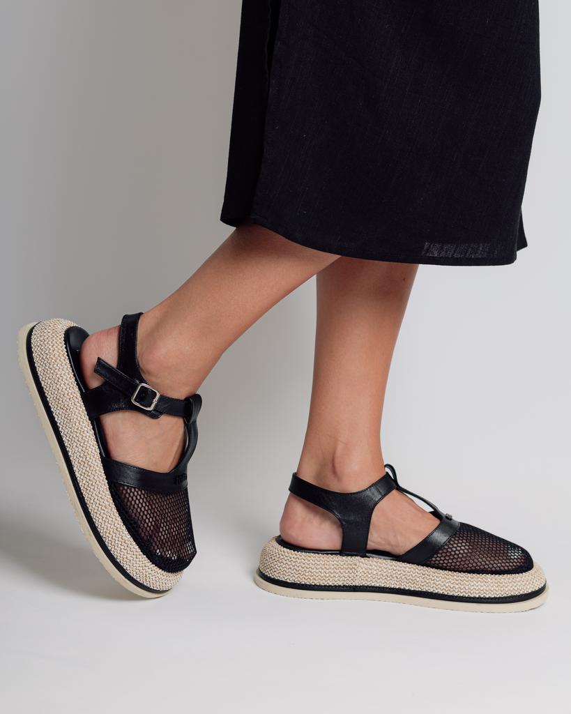 Platforminės basutės su tinkleliu Evromoda 526754 36 juodos odinės