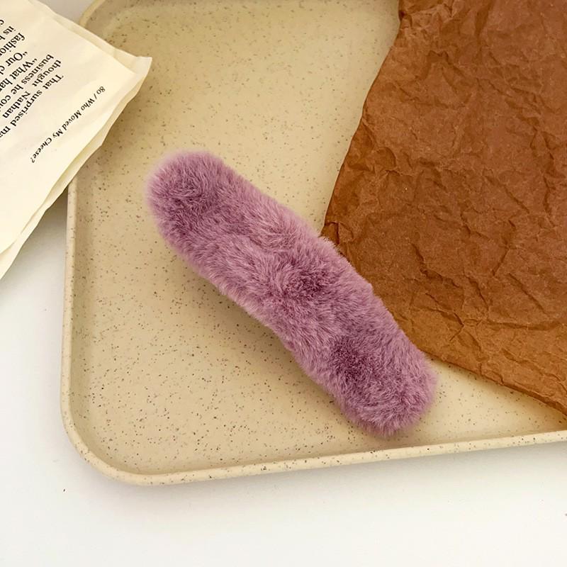 Autumn/Winter Furry Korean Plush Shark Hair Clip - Cute Updo Claw, Cross Clip, One-Word Design