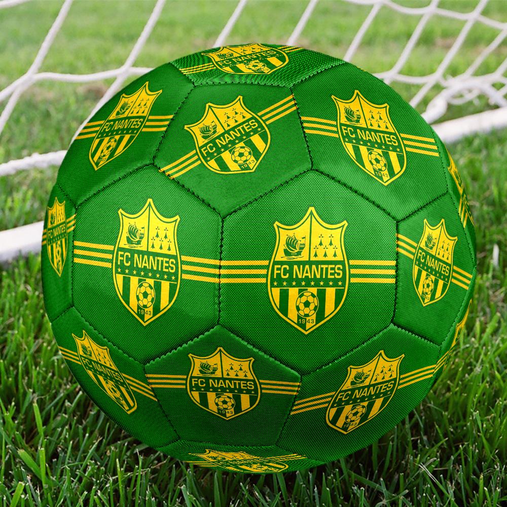 Fc Nantes Crest Design Size 5 Soccer Balls, High-Quality, Anti-Slip, Protective Football, a Unique Gift Suitable for Birthdays, Christmas