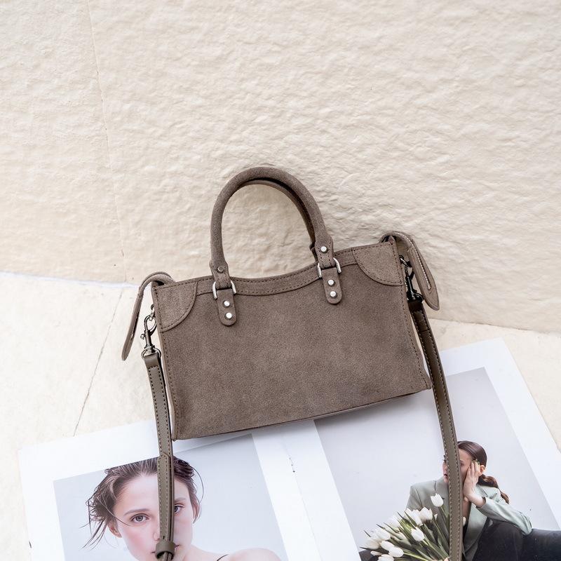 2025 New Style Real Leather Womens Bag Cowhide Leather Cowhide Handle Crossbody Bag Small Fresh Design Handheld Single Leather Strap Cross Bag