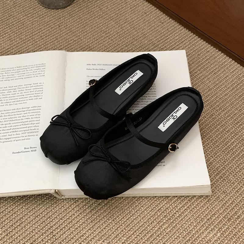 

Fashion Fashion Silk Ladies Mary Janes Flats Shoes Female Height Increasing Footwear Shallow Women Flats Slip On Shoes lady 35 чёрный