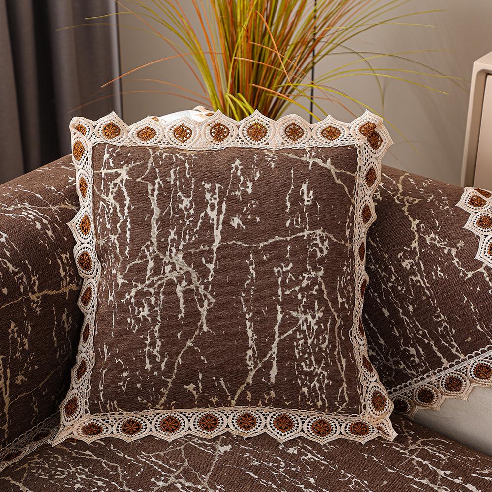 Подушка для дивана из кружева с ажурным узором из синели — фото 5