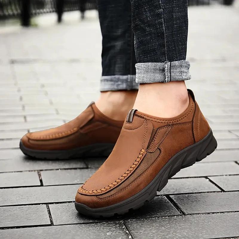 Fashion 2025 Men Casual Shoes Mens Loafers Moccasins Breathable Slip on Retro Driving Shoes Men Sneakers Size 39-48 botas para hombre