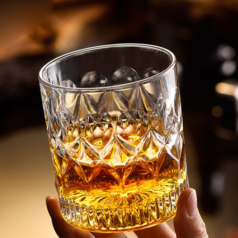 4pcs Sets Whiskey Glass Set Engraved Brandy Wine Glasses for Gifts Clear Lead Free Beer Drinking Glasses Scotch Liquor Barware