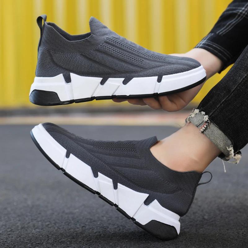 Breathable Men Vulcanized Shoes Mesh Sneakers for Men Outdoor Running Casual Shoes Slip on Loafers Men Sock Shoes Tenis Shoes