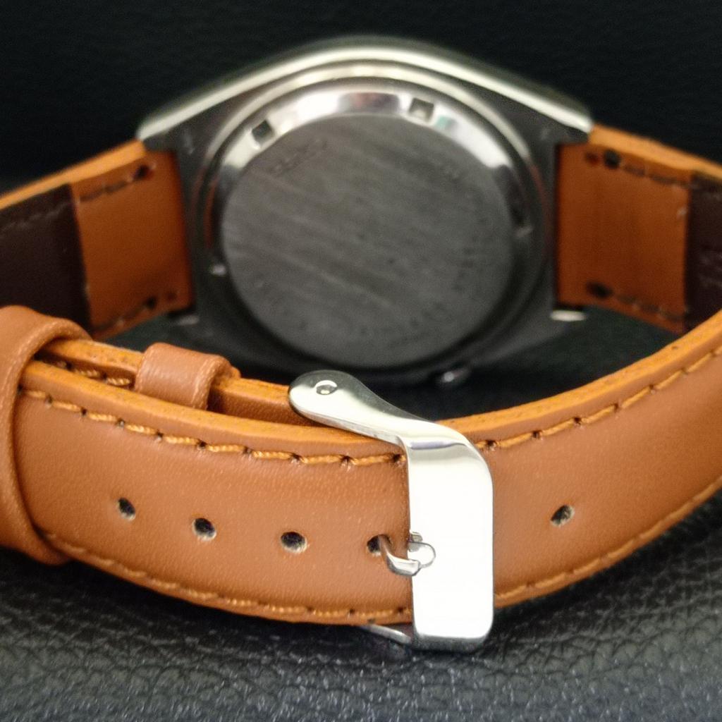 SEIKO 5 AUTOMATIC 7009A JAPAN MENS VINTAGE WHITE COLOR DIAL WATCH a702610-1 R209-a702610