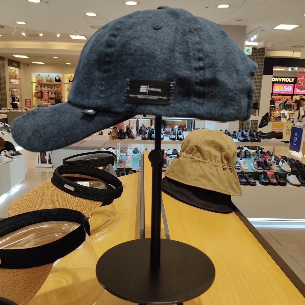 Black Reclusive Silhouette Embroidered Ball Cap BK15UCW006